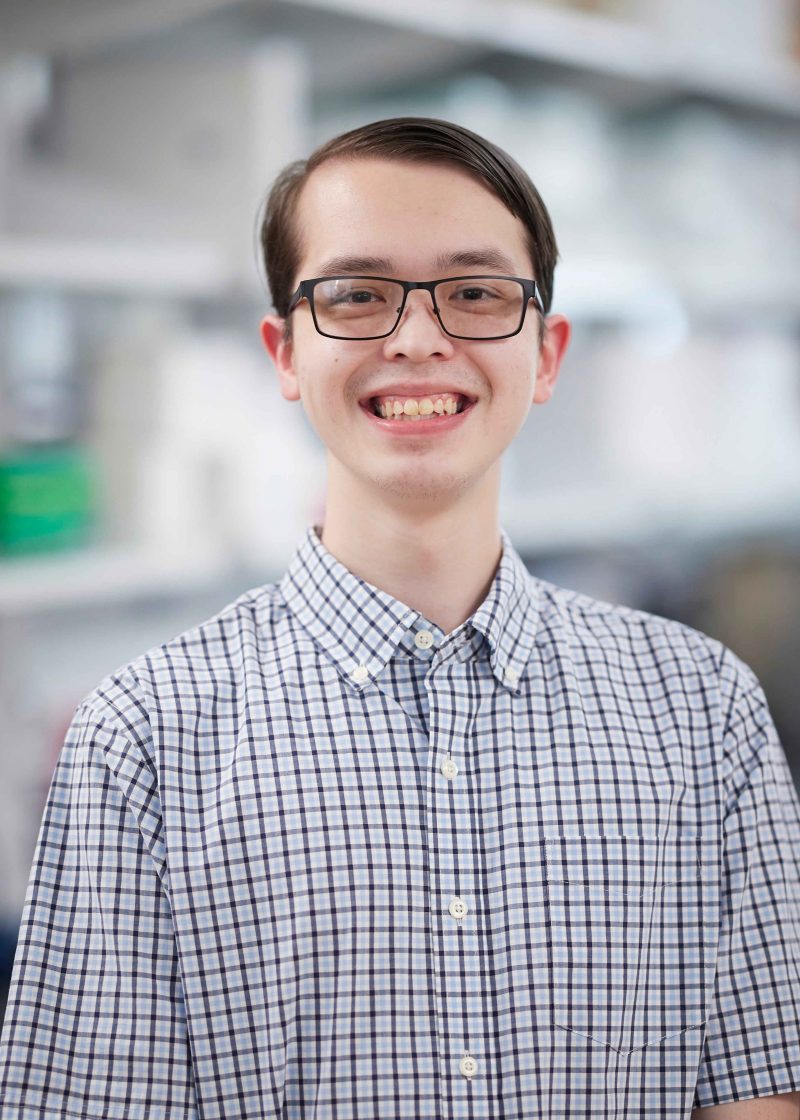Hamilton Young received Astronaut Scholarship Award Wilhelm Lab